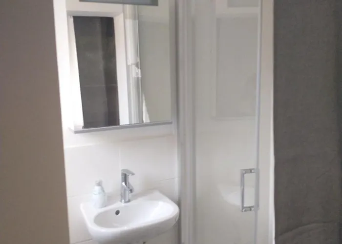 Bad Aibling City Apartment Zimmer בית אירוח